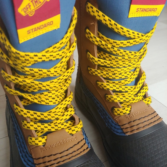 VANS NEW Standard Snow MTE Boots - Picture 5 of 11